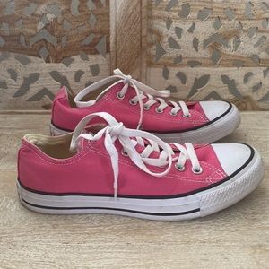 Women’s Pink Converse